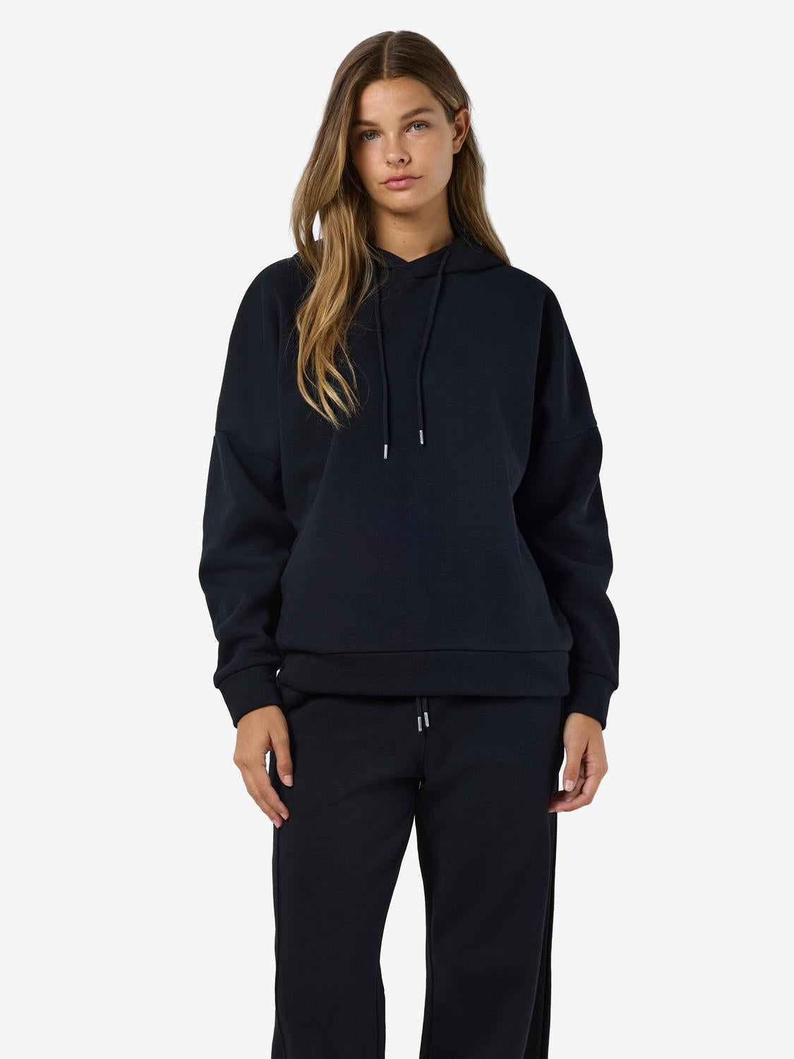 model_shot-front